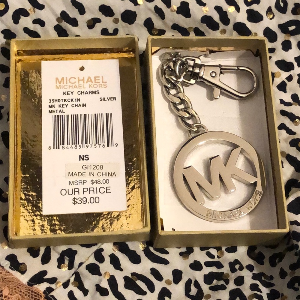 MK key charm
